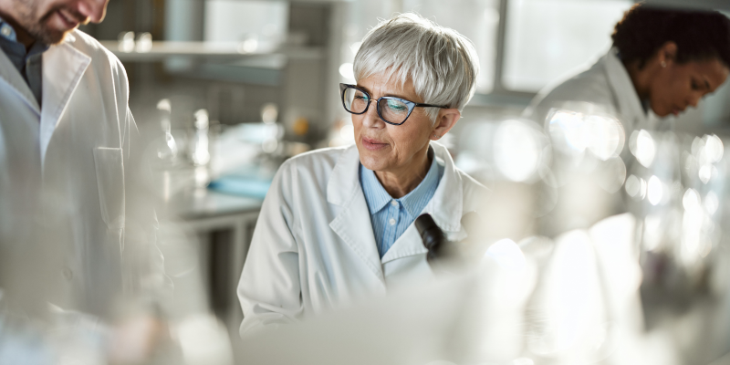 Lääketeollisuus: Suomi voi parantaa syövänhoidon tuloksia hyödyntämällä uusia hoitoja