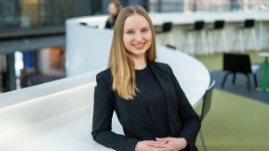 Julia Österman aloittaa Lääketeollisuus ry:n juridisista kysymyksistä vastaavana erityisasiantuntijana