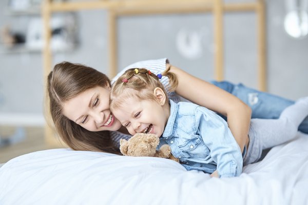 Eduskunnan rokoteryhmä ja Lääketeollisuus ry:n rokoteasiantuntijaryhmä: Suomalaisilla vahva luottamus rokotteisiin - rokotteiden arvo yhteiskunnalle moninkertainen kustannuksiin nähden